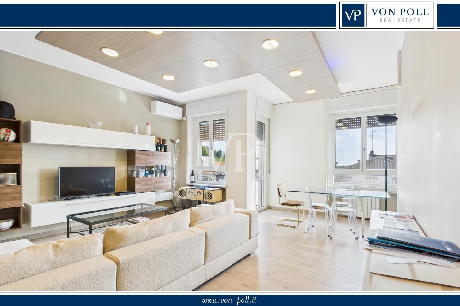 4-Zimmer Penthouse in Milan, Italy, Nr. 305212