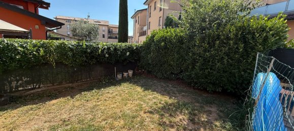 Квартира с 2 комнатами в Монтикьяри, Италия № 261502 16