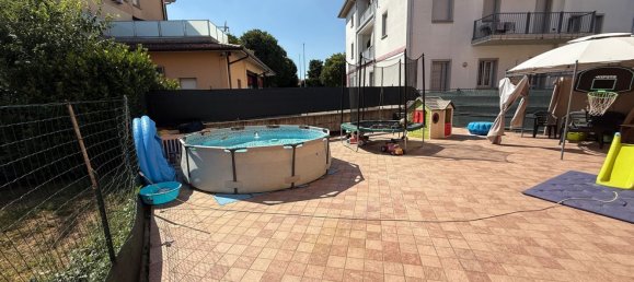 Квартира с 2 комнатами в Монтикьяри, Италия № 261502 11