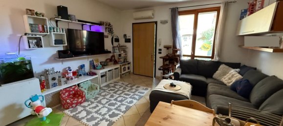 Квартира с 2 комнатами в Монтикьяри, Италия № 261502 24