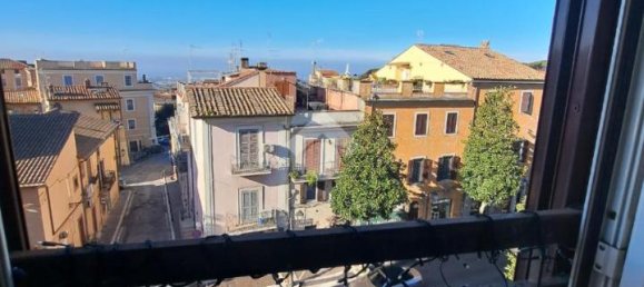 2غرفة شقة في Albano Laziale, Italy رقم 38134 11