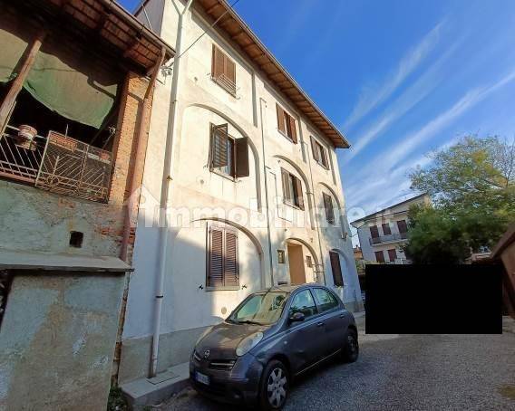 2 غرف نوم شقة في Cermenate, Italy رقم 294969