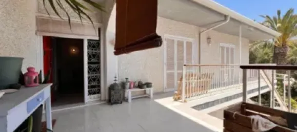 8 bedrooms House in Alicante, Spain No. 135751 4