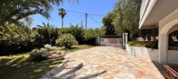 8 bedrooms House in Alicante, Spain No. 135751 10