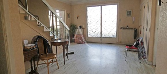 4 Schlafzimmer Haus in Gagny, France, Nr. 185521 2