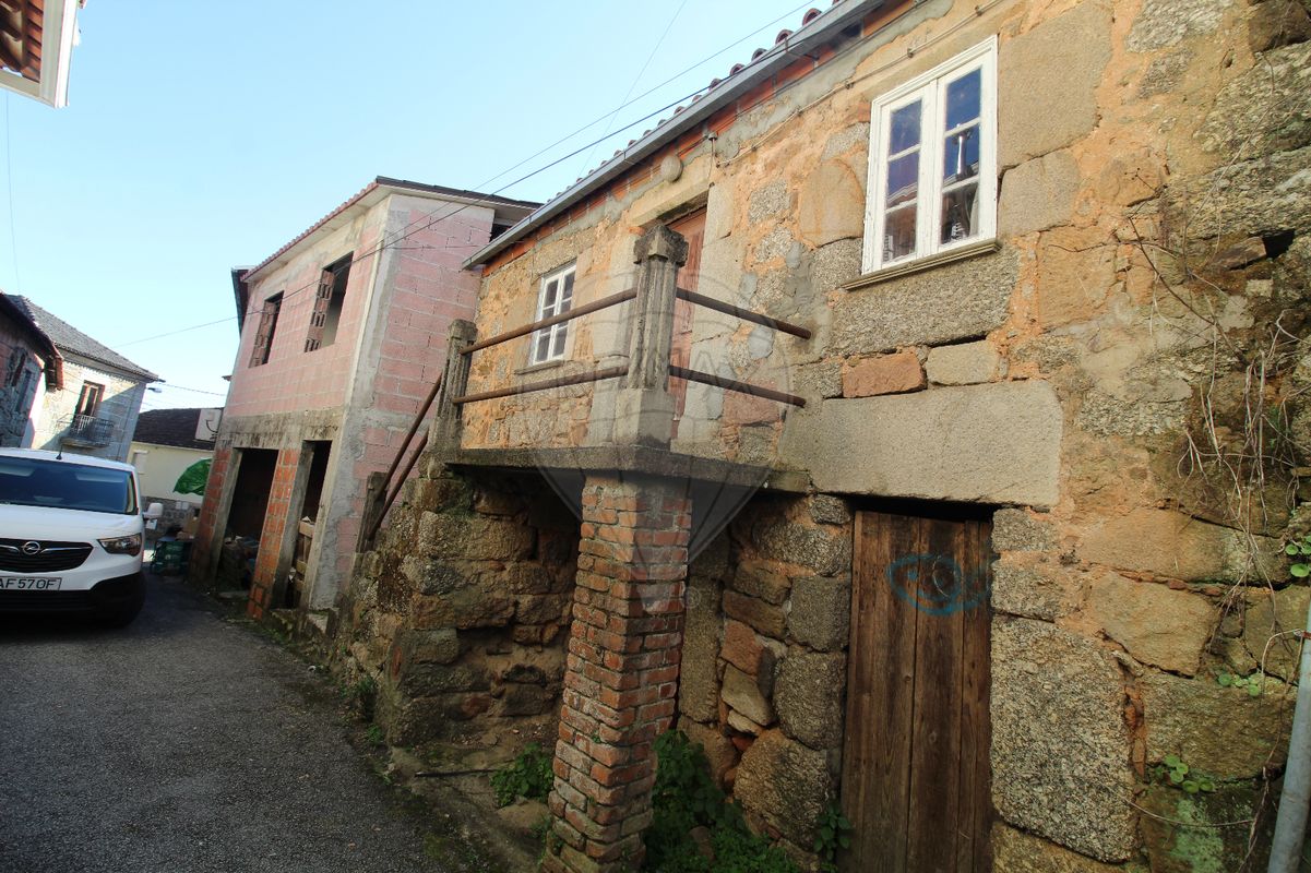 3 غرف نوم منزل في Tondela, Portugal رقم 23483