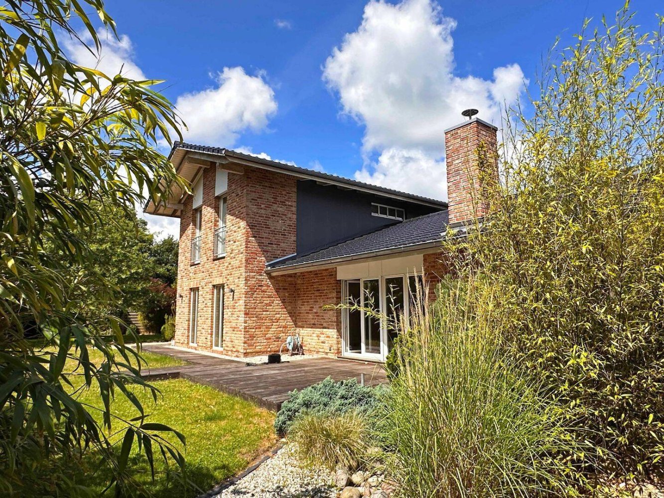 Casa de 4 dormitorios en Harburg, Germany No. 245702