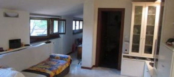 4 rooms Apartment in Rignano sull'Arno, Italy No. 266007 10