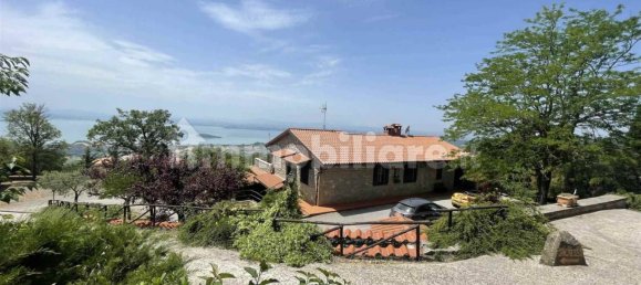 5 bedrooms Villa in Tuoro sul Trasimeno, Italy No. 89473 10