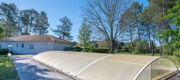 5 bedrooms House in Lugos, France No. 302103 4