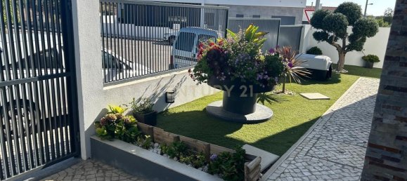 4 bedrooms Villa in Almada, Portugal No. 103683 5