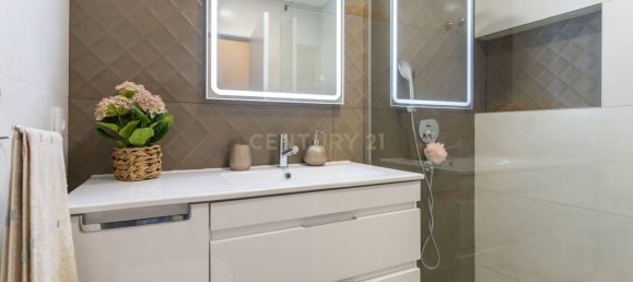 4 bedrooms Villa in Almada, Portugal No. 103683 46