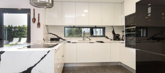 4 bedrooms Villa in Almada, Portugal No. 103683 21