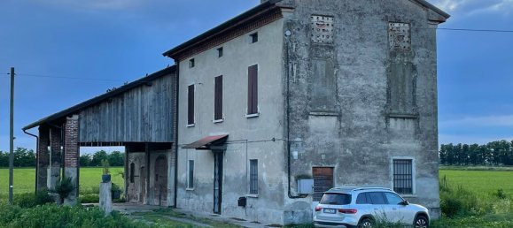 6 rooms House in Soncino, Italy No. 82325 5