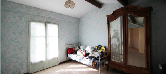 4 bedrooms House in Couture-d'Argenson, France No. 99405 7