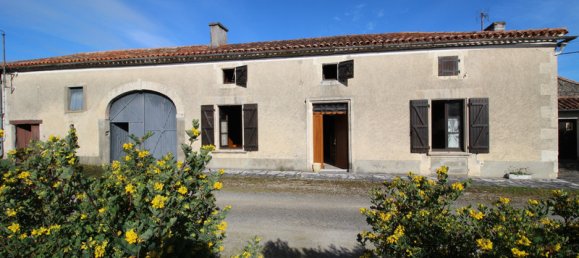 4 bedrooms House in Couture-d'Argenson, France No. 99405 9