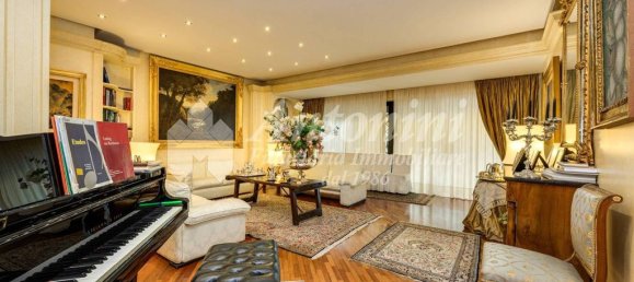 6 bedrooms Villa in Rome, Italy No. 366066 11