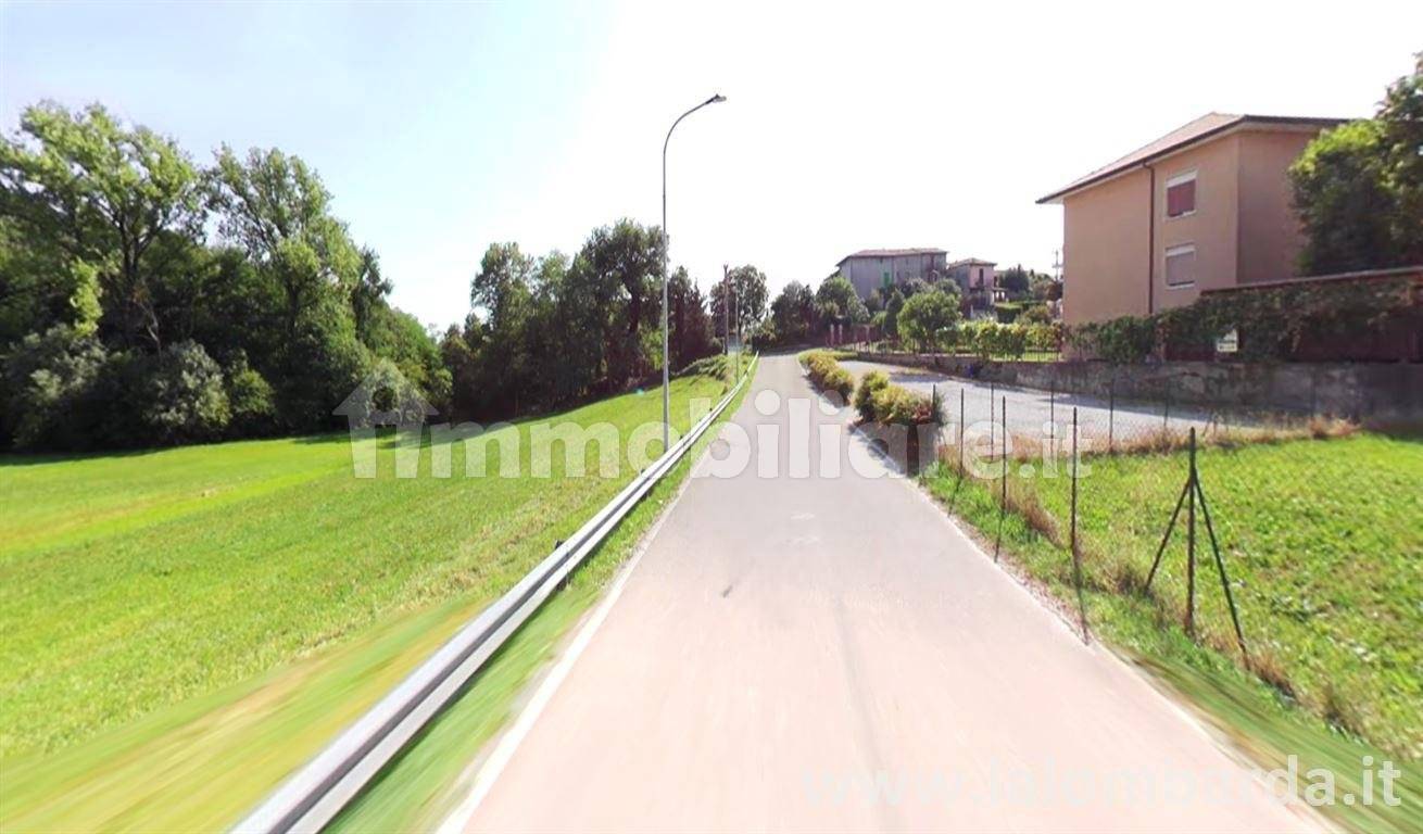 Земельный участок 1600м² в Нибьонно, Италия № 377092