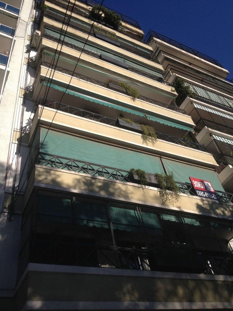 4 bedrooms Apartment in Buenos Aires, Argentina No. 85097