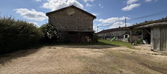 3 Schlafzimmer Haus in Deux-Sevres, France, Nr. 335713 13