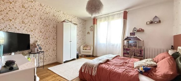 3 Schlafzimmer Haus in Deux-Sevres, France, Nr. 335713 10