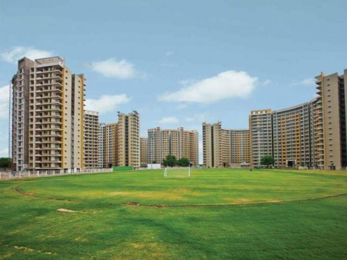 2 bedrooms House in Amdavad, India No. 7049