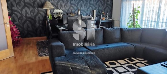 Дом с 4 спальнями в Castelo da Maia, Португалия № 118414 3