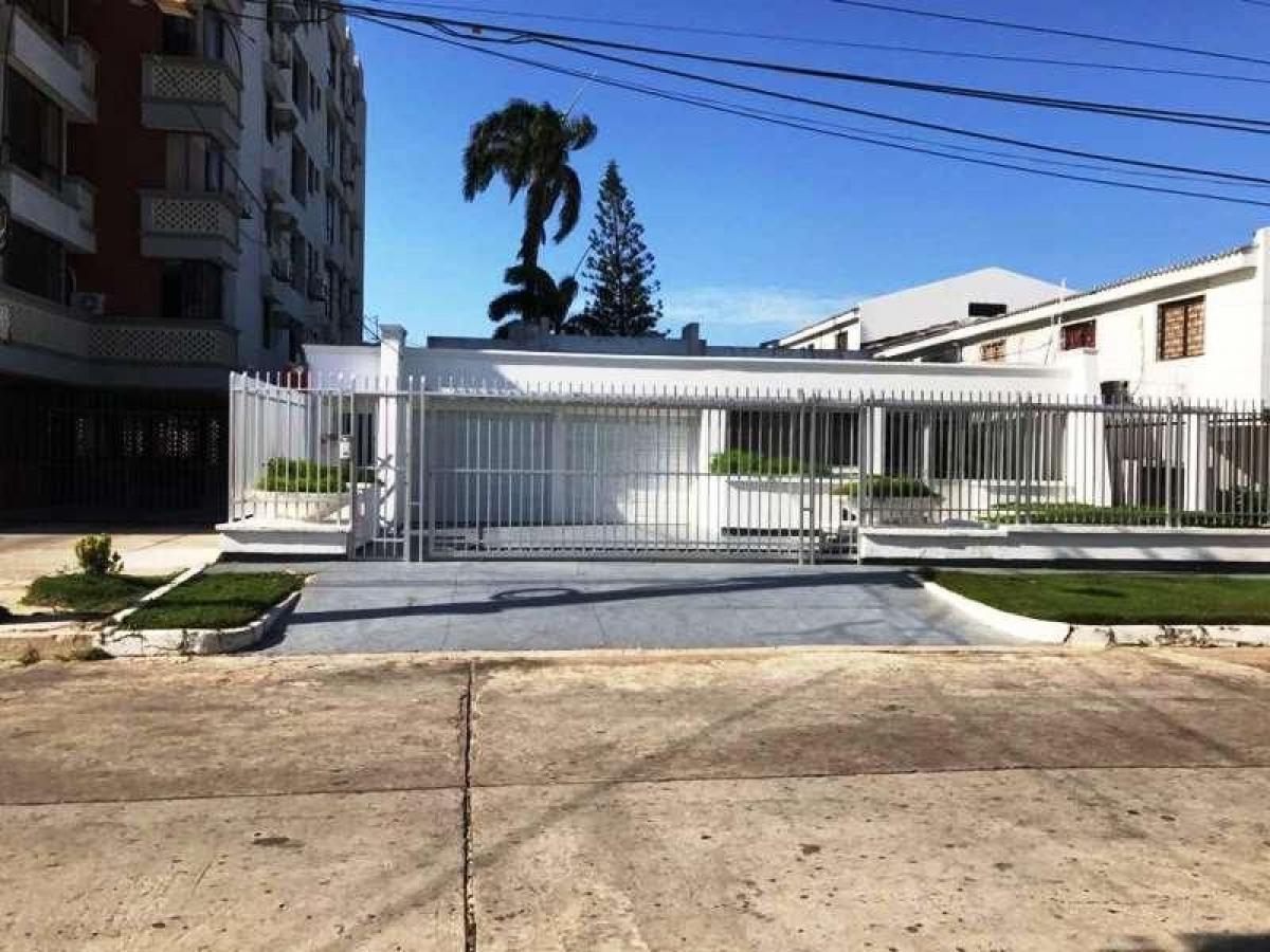 5 bedrooms House in Atlantico, Colombia No. 7777