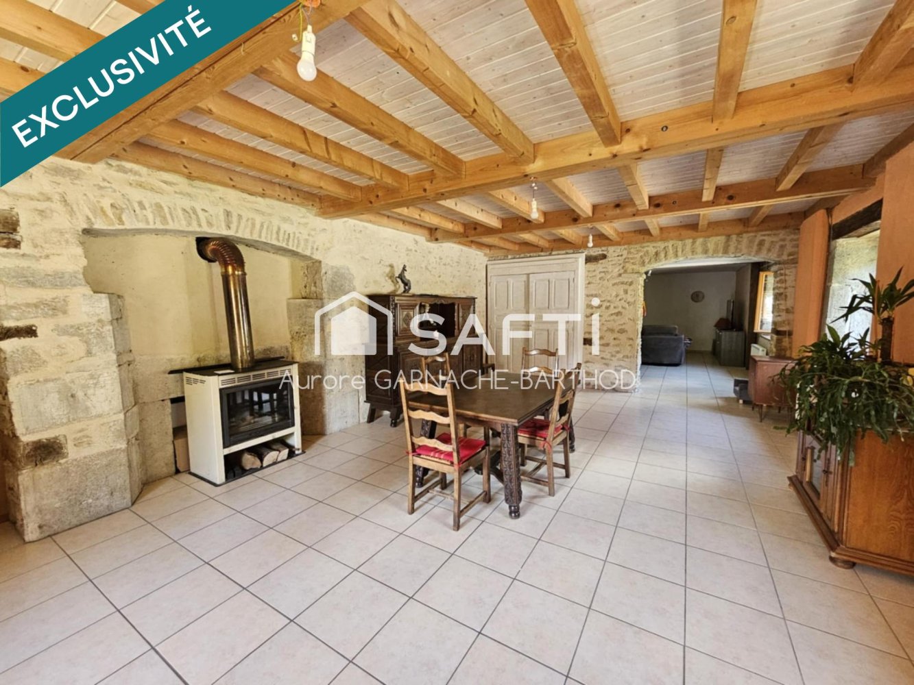 5 bedrooms House in Doubs, France No. 343903