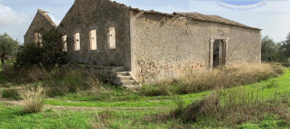Casa de 10 habitaciónes en Noto, Italy No. 234976 4