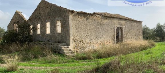 Casa de 10 habitaciónes en Noto, Italy No. 234976 21