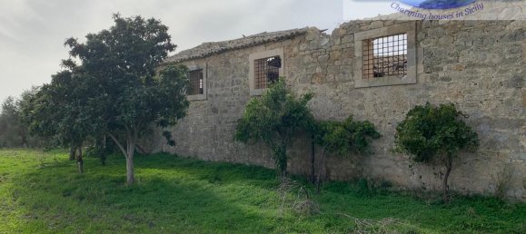 Casa de 10 habitaciónes en Noto, Italy No. 234976 23