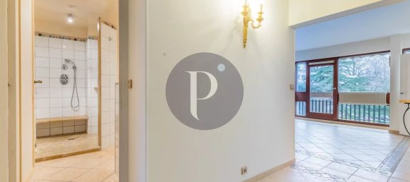 2 bedrooms Apartment in Sceaux, France No. 182945 4