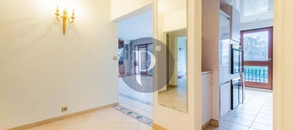 2 bedrooms Apartment in Sceaux, France No. 182945 5