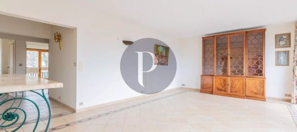 2 bedrooms Apartment in Sceaux, France No. 182945 2