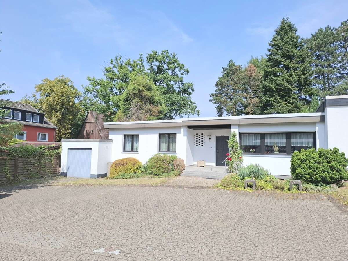 6 rooms Bungalow in Recklinghausen, Germany No. 342441