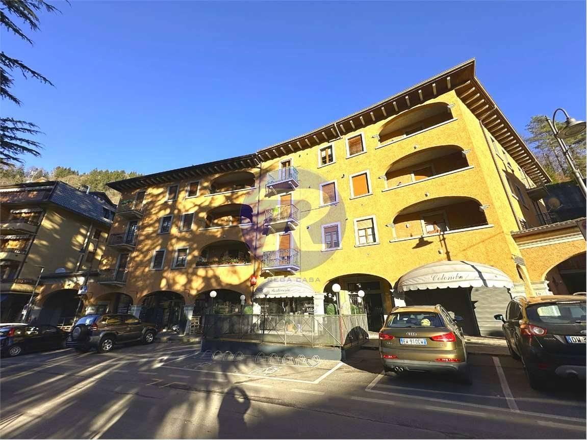 4-Zimmer Wohnung in Piazza Brembana, Italy, Nr. 173913