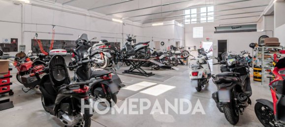 5 rooms Warehouse in Verona, Italy No. 265825 12