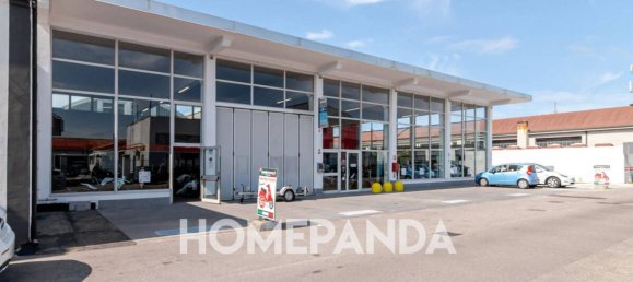 5 rooms Warehouse in Verona, Italy No. 265825 3