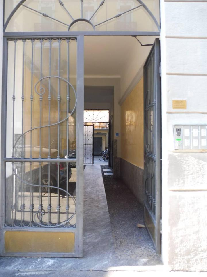 1 room Parking in Milan, Italy No. 241384