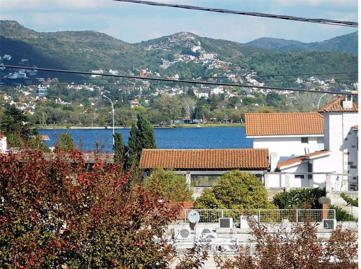 4 bedrooms House in Cordoba, Argentina No. 43