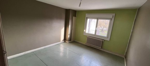 3 bedrooms House in Ribemont, France No. 248307 9