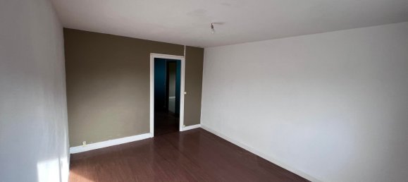 3 bedrooms House in Ribemont, France No. 248307 6