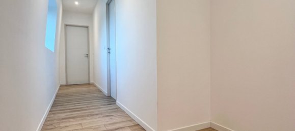 5 bedrooms House in Zuytpeene, France No. 154040 8