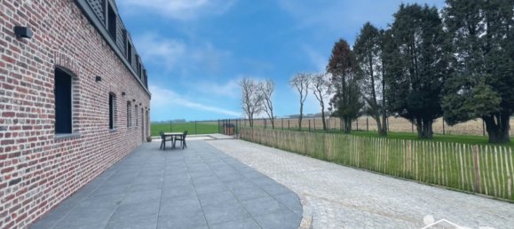 5 bedrooms House in Zuytpeene, France No. 154040 13