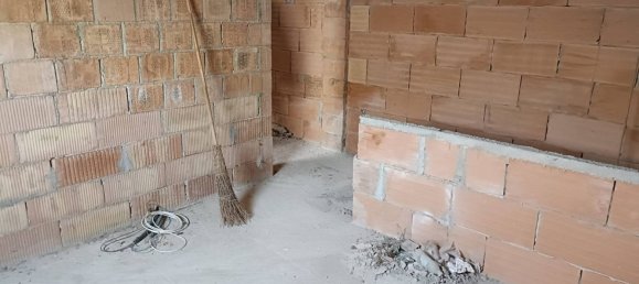 2-salle Appartement à Fabriano, Italy No. 136214 15