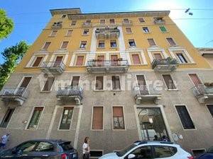 2 Schlafzimmer Wohnung in Milan, Italy, Nr. 369949