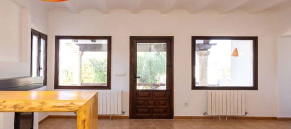 5 bedrooms House in Alicante, Spain No. 183667 3