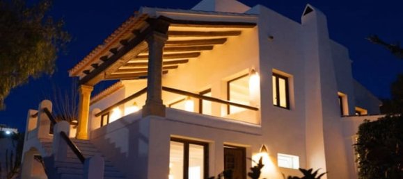 5 bedrooms House in Alicante, Spain No. 183667 9