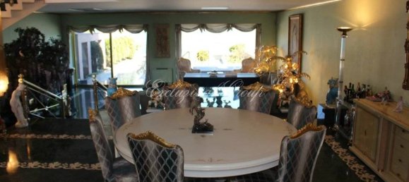 Villa 5+1 in Istanbul, Turkey, Nr. 28602 5